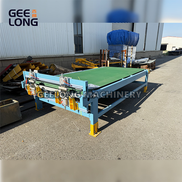 Meja Pelapisan Film Kayu Lapis Otomatis dengan Adsorpsi Elektrostatis