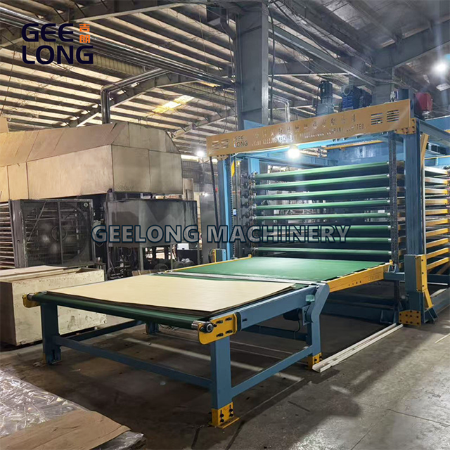 Meja Pelapisan Film Kayu Lapis Otomatis dengan Adsorpsi Elektrostatis