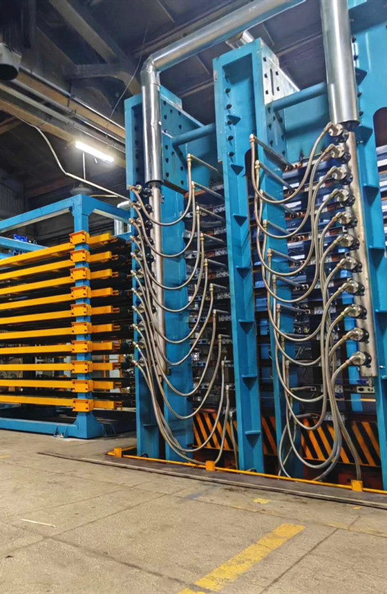 Mesin hot press kayu lapis multi-bukaan bertekanan tinggi untuk laminasi veneer